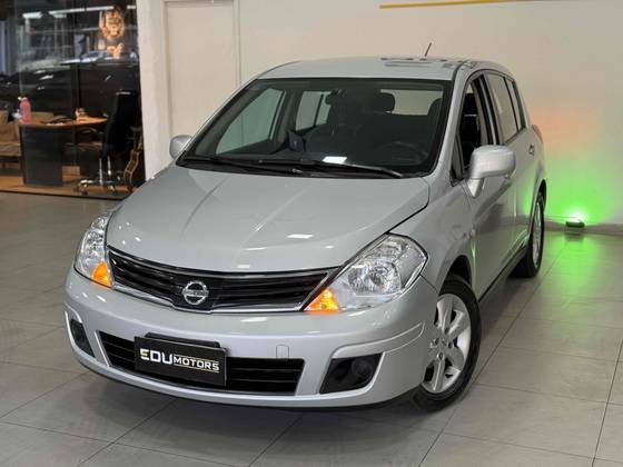 NISSAN TIIDA 1.8 S 16V FLEX 4P MANUAL